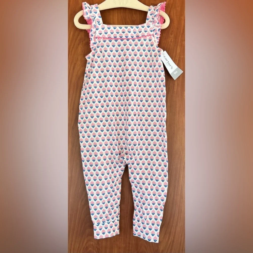Carter’s - Baby girl flower one piece bodysuit (Size 9m) NWT